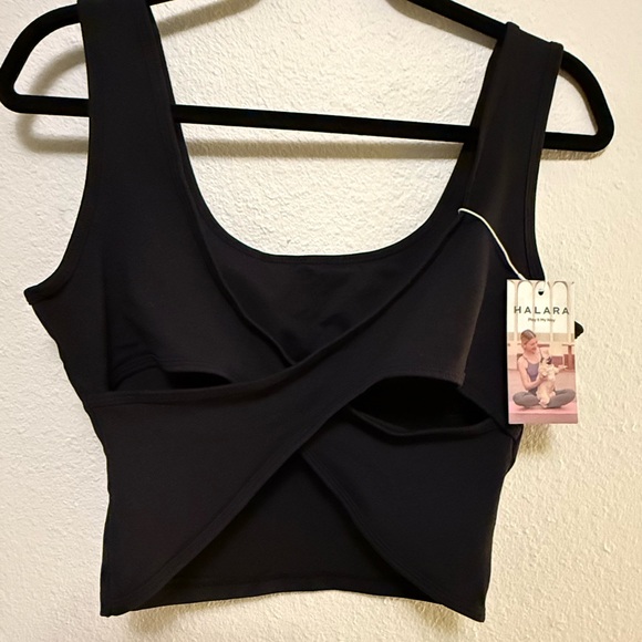Halara Tank Tops Lot of 2 Lavender and Black NWT M - Picture 4 of 4